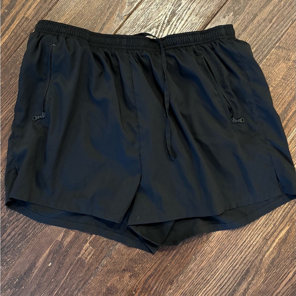 Girlfriend Collective Black active shorts